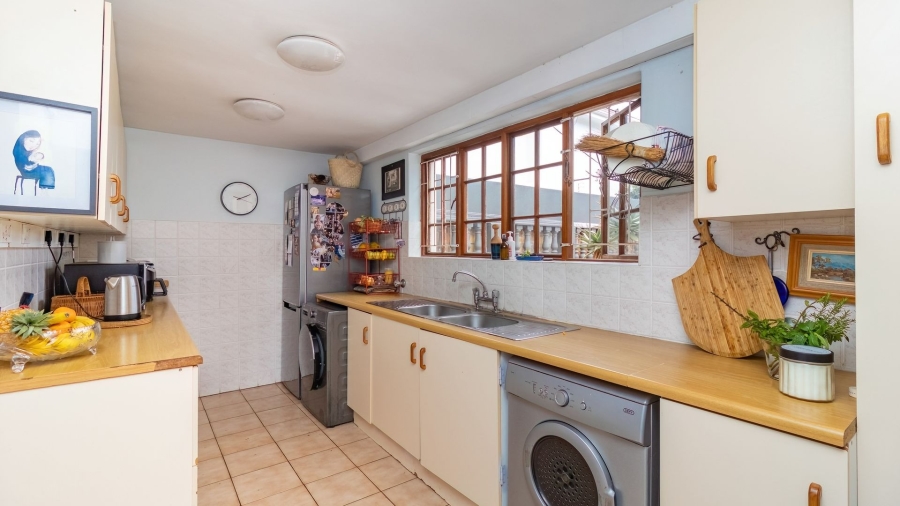 3 Bedroom Property for Sale in Voelklip Western Cape